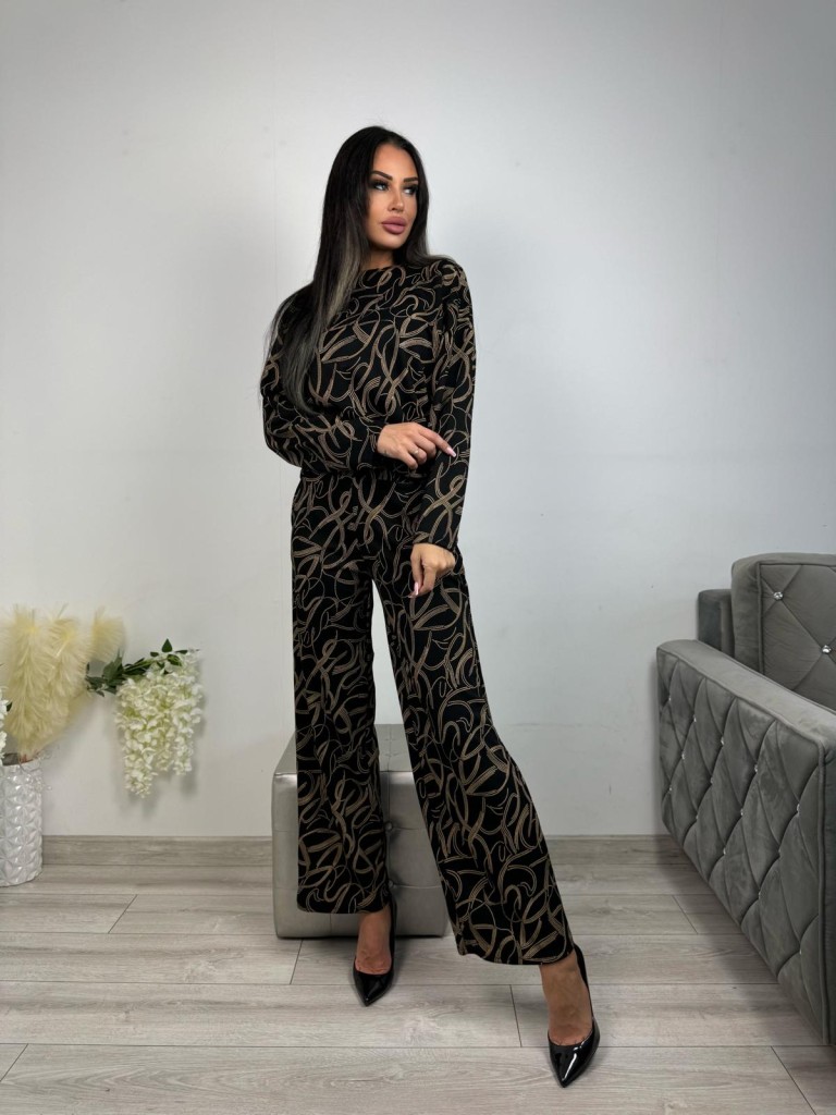 Elegancki komplet we wzorki