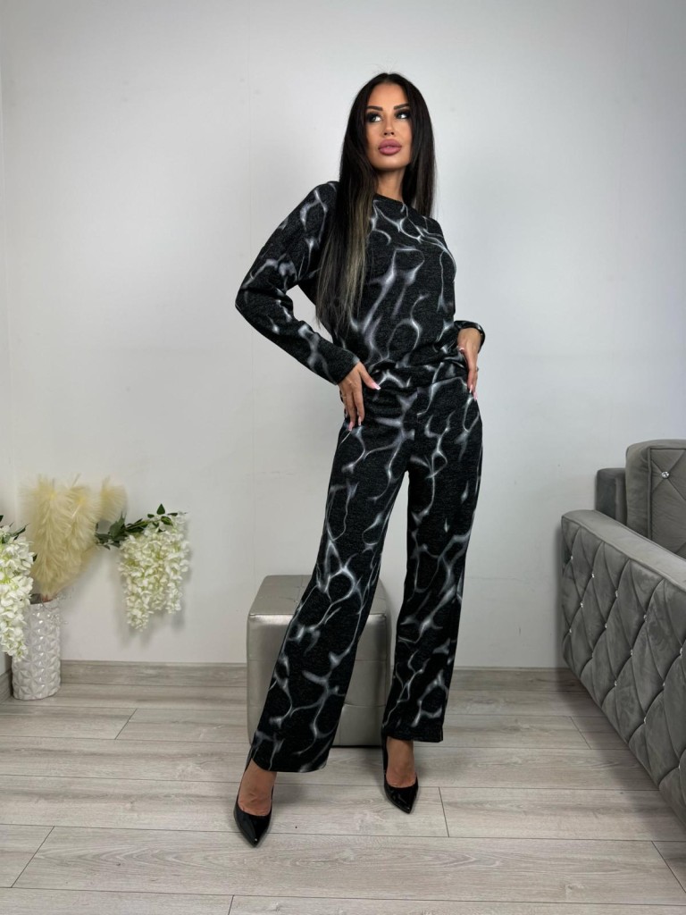 Elegancki komplet we wzorki