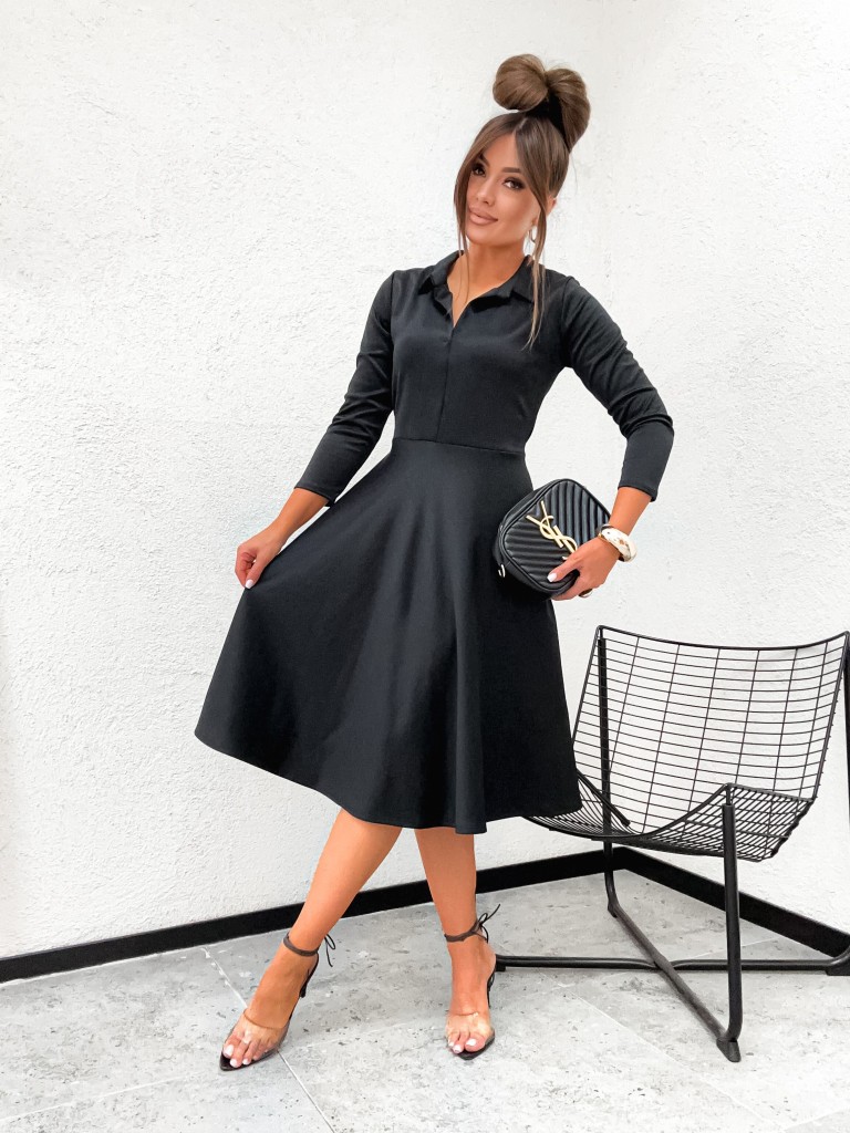 Rozkloszowana Sukienka z Kołnierzykiem